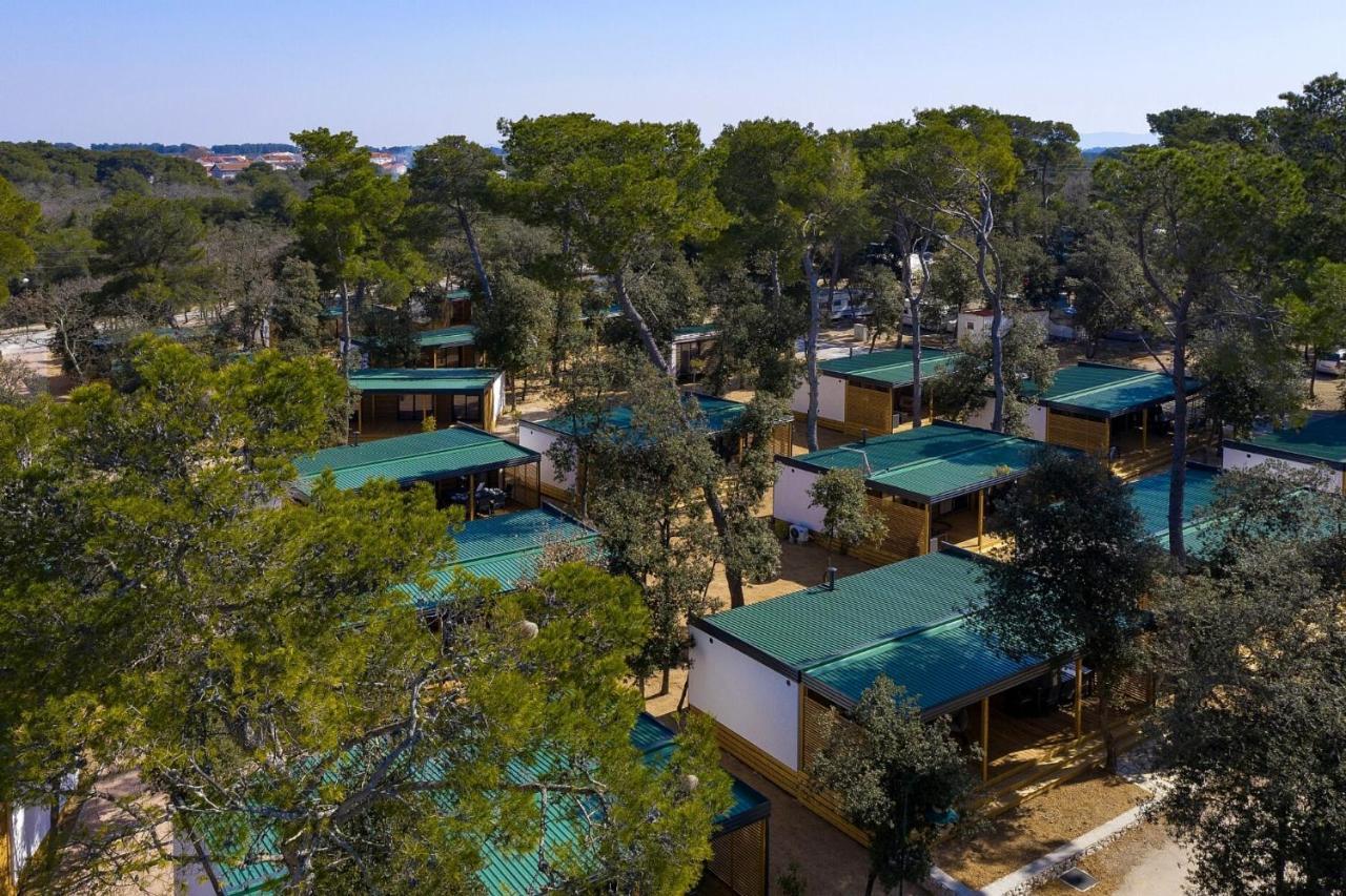 Mobile Home Saky, Биоград-на-Мору Экстерьер фото